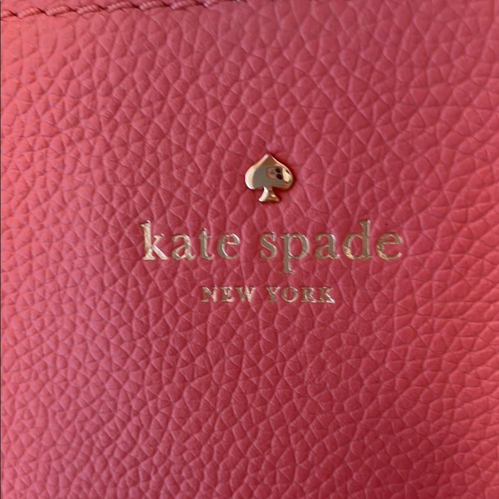 Kate Spade Coral Pink Evangeline Satchel with Structured Elegance - Picture 2 of 16